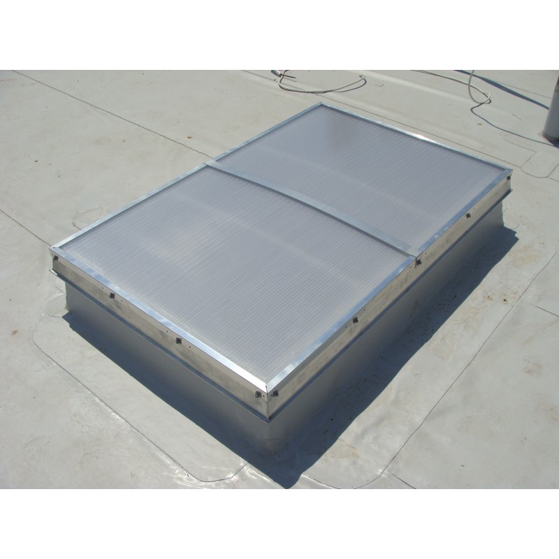 Świetliki dachowe cena otwierane elektrycznie Pokrycie SRO gr.16mm Podstawa stal ocynk prosta H 35cm